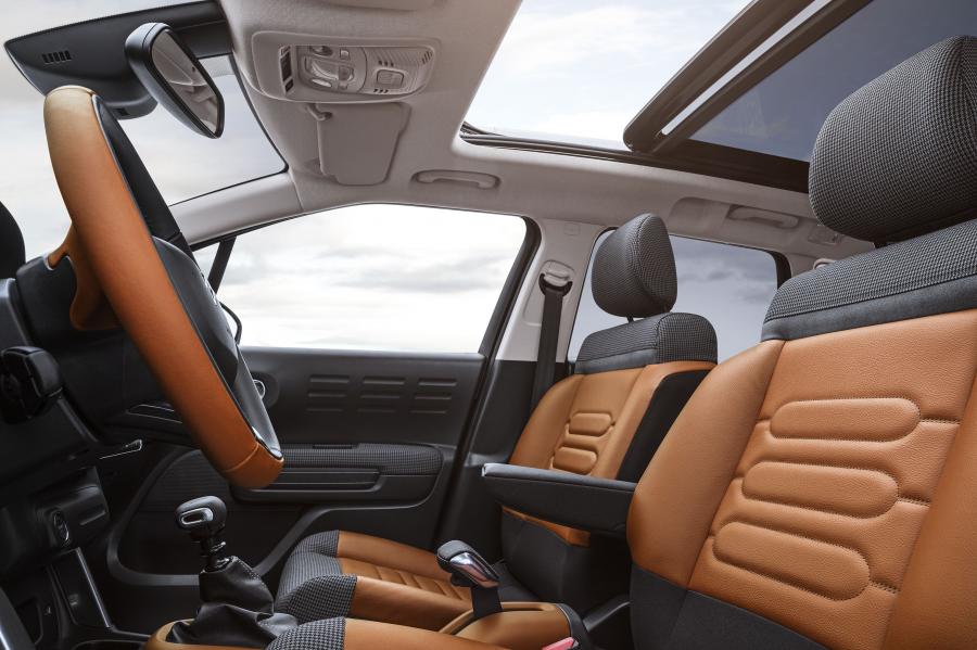 Интерьер Citroen C3 Aircross 2017 года  (WW) (фото 20 из 120)